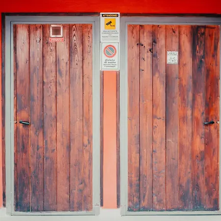 Casa Calandri - Appartamenti Moderni Con Free Wi-Fi & Ac Margarita Buitenkant foto