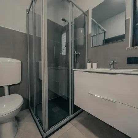 Casa Calandri - Appartamenti Moderni Con Free Wi-Fi & Ac Margarita Buitenkant foto