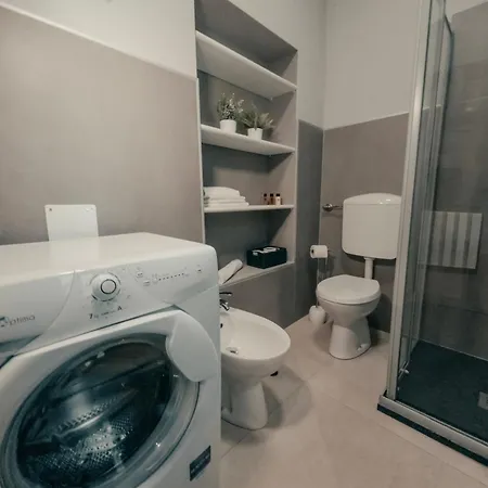 Casa Calandri - Appartamenti Moderni Con Free Wi-Fi & Ac Margarita Buitenkant foto