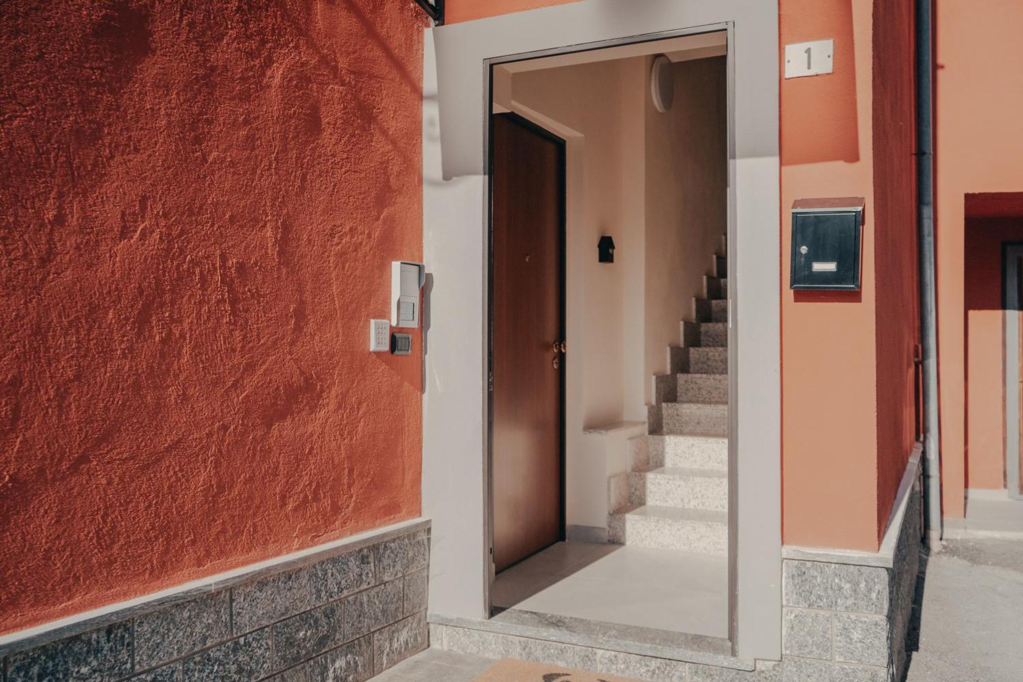 Apartment Casa Calandri - Moderni Con Free Wi-fi & Ac *